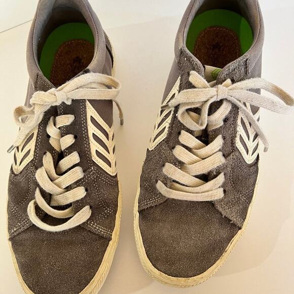 Cariuma low skate shoes men’s 11/women’s 12.5 - Picture 8 of 9